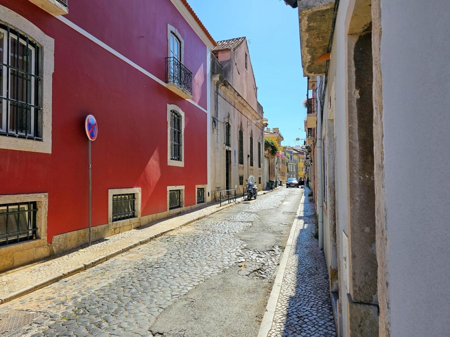 Like A Typical Portuguese House With Private Patio Apartment Lissabon