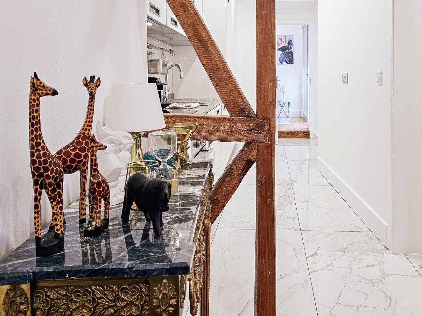 Like A Typical Portuguese House With Private Patio Lissabon