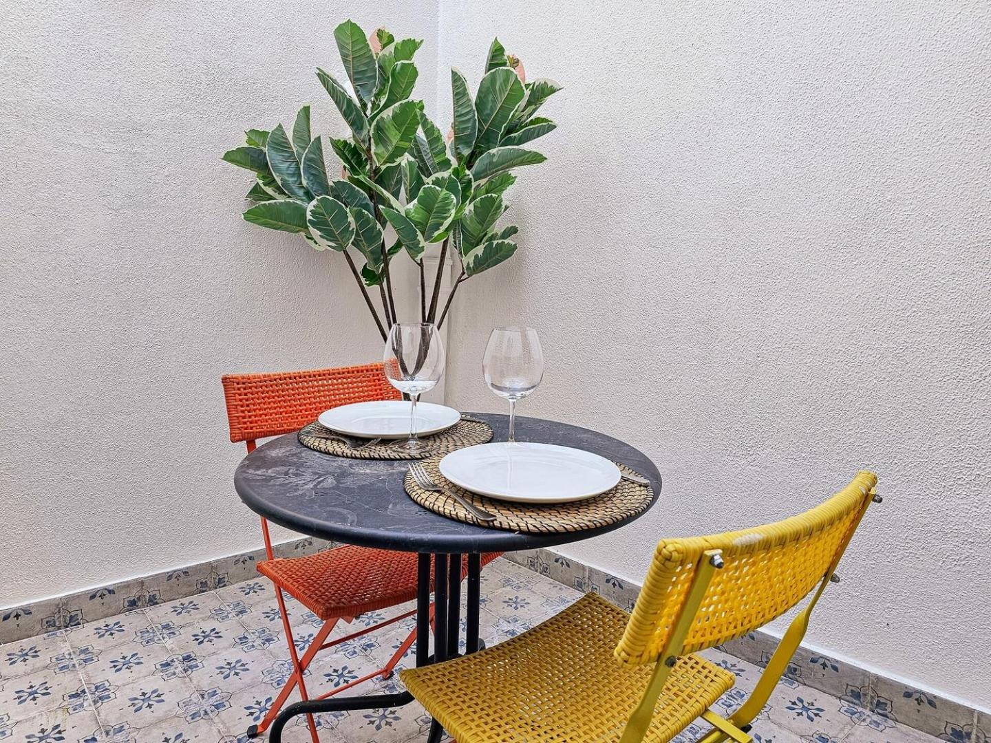 Like A Typical Portuguese House With Private Patio Apartment