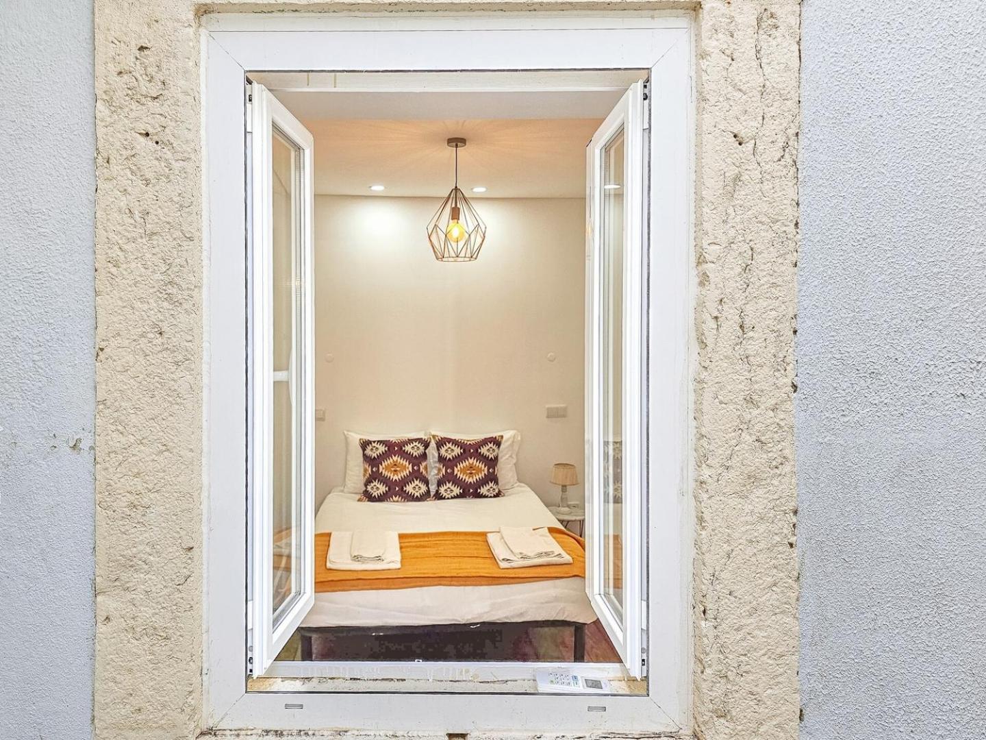 Like A Typical Portuguese House With Private Patio *